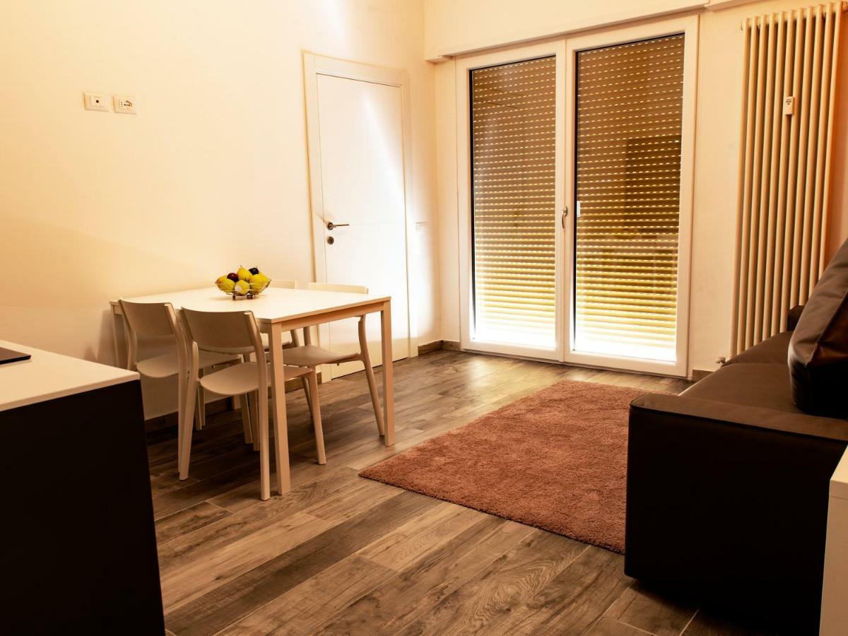 Roma Ariston 8 Apartment โบลซาโน ภายนอก รูปภาพ
